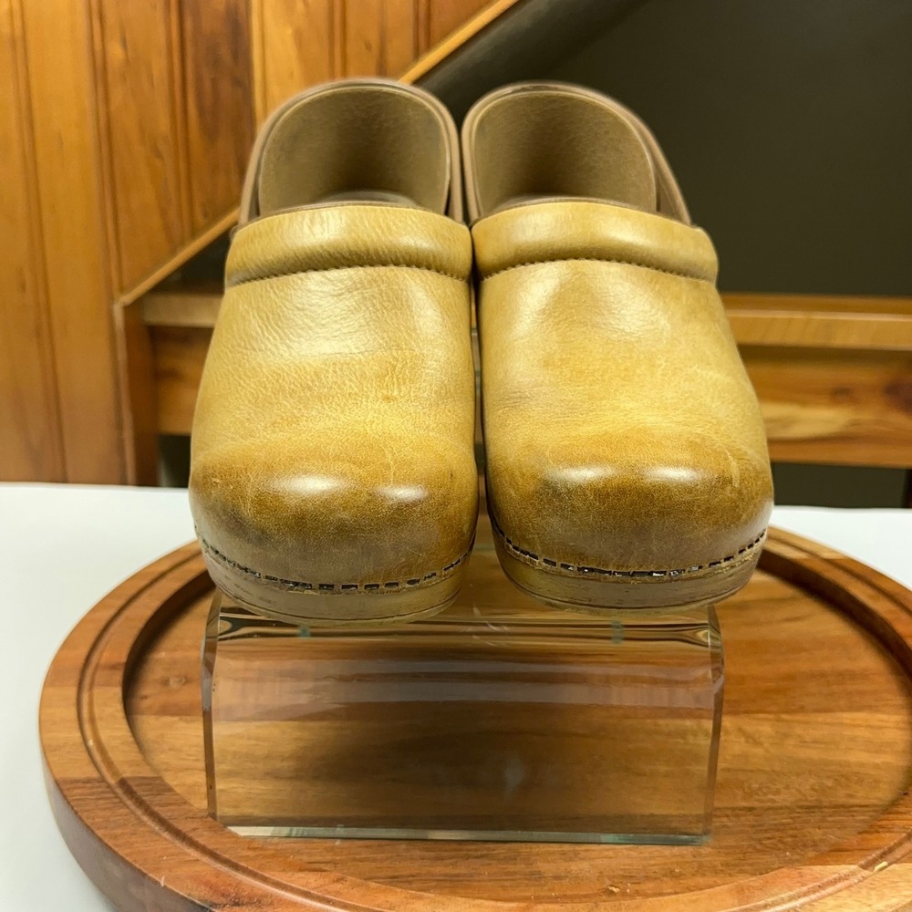 Dansko Professional Clogs Womens 40 Tan Leather Comfort Work Shoes - Picture 3 of 15